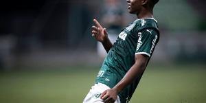 Real Madrid directors are in Sao Paulo to negotiate for Endrick