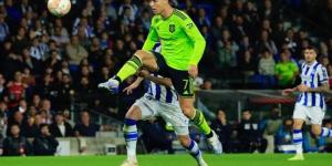 فوز غير كافٍ.. مان يونايتد يفشل في اعتلاء الصدارة وينتظر القادمين من دوري الأبطال (فيديو)