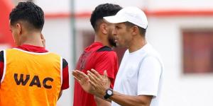 عموتة يقرر إراحة لاعبي الوداد بعد مباراة اتحاد تواركة