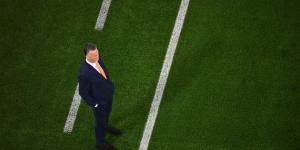 كأس العالم – فان جال: لم نلعب بشكل جيد أمام السنغال وتوقعت الهدف الأول