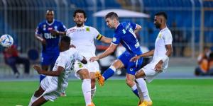 الهلال يفرض تعادلًا قاتلًا على الاتحاد في الدوري السعودي