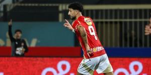 الفحص الطبي يُحدد موقف وسام أبو علي من مباراة الأهلي والبنك في الدوري