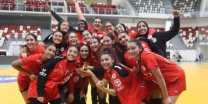 منتخب مصر يتأهل لنهائي البطولة الأفريقية لناشئات كرة اليد