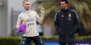 سكالوني: "ماستانتونو لا يملك مكانًا في التشكيلة الأساسية للمنتخب الأرجنتيني"