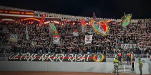 "أولترا عسكري" تعلن إلغاء "التيفو" في مباراة الجيش الملكي وحوريا كوناكري