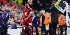 آرني سلوت: محمد صلاح يعيش فترة صعبة مؤقتة وسيسجل مجددًا قريبًا