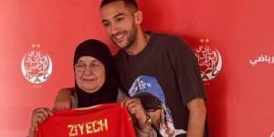 حكيم زياش يرتدي القميص رقم 7 مع الوداد