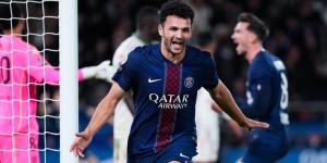 راموس مهاجم باريس سان جيرمان: "أندية الدوري الفرنسي تدافع وكأن لديها 11 حارساً في المرمى!"