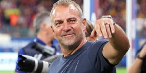 فليك يستعيد لاعبيْن بارزين قبل مباراة برشلونة ضد إلتشي