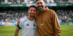 تكريم خاص للأسطورة ليونيل ميسي من إلتشي على هامش مران الأرجنتين