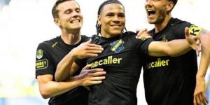 بوروسيا دورتموند ومانشستر يونايتد يتنافسان على توقيع كيفن فيلينج