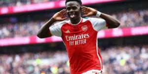 أرسنال يقترب من تجديد عقد بوكايو ساكا حتى ما بعد 2027