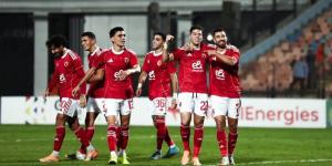 وسام أبو علي يهنئ إمام عاشور بعد تعافيه من الإصابة والمشاركة مع الأهلي