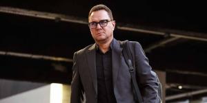 "الكاف" يصنف بنهاشم ضمن 5 مدربين يجب متابعتهم في كأس الكونفدرالية