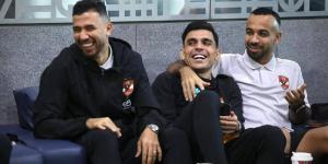 بقائمة تضم 22 لاعبا من بينهم داري وبنشرقي.. بعثة الأهلي تغادر مصر صوب المغرب تأهبا لملاقاة الجيش الملكي