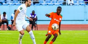 ثنائي المصري يغادران زامبيا للانضمام لمعسكر المنتخب في كأس العرب