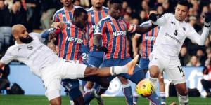 مانشستر يونايتد يقلب الطاولة على كريستال بالاس ويحقق فوزًا ثمينًا في الدوري الإنجليزي