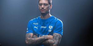 وسط ترقب للتقرير الطبي.. تحديد مدة غياب داروين نونيز المبدئية