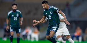سالم الدوسري يقود تشكيل السعودية ضد عمان في كأس العرب