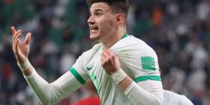 الحمدان: أخطأت بحق الجماهير.. واعتذر لرينارد