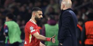 أرني سلوت: لا أستمتع بوضع محمد صلاح الحالي.. ولكن !