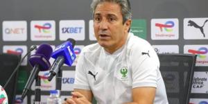 الكوكي يرفض الاستغناء عن كينجسلي وفيصل ويتمسك بجميع لاعبيه (خاص)