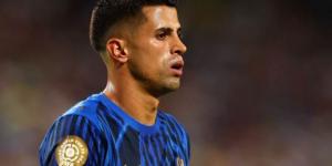 كانسيلو على أعتاب الرحيل عن الهلال في يناير