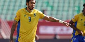 الحكومة الجابونية توقف نشاط المنتخب بعد وداع أمم إفريقيا.. وصدمة لأوباميانج