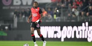 تشيلسي يسعي للتعاقد مع جاكيه مدافع رين