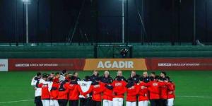 أبو ريدة يحضر مران منتخب مصر الأخير قبل مواجهة السنغال