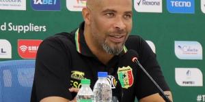 مدرب نيجيريا: الخسارة من المغرب مؤلمة وعلينا مواصلة العمل