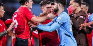 المدينة تنقسم من جديد.. السيتي في ضيافة اليونايتد بديربي مانشستر