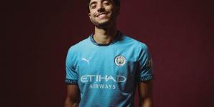 جوارديولا يوجه رسالة خاصة لعمر مرموش بعد أمم أفريقيا