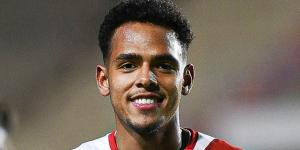 الوداد يعلن تعاقده مع البوليفي بانياكا على سبيل الإعارة لموسم واحد مع أحقية الشراء بعقد يمتد لـ4 مواسم