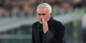 مورينيو: "يُثير استغرابي أن أفضل أندية العالم يُديرها مدربون بلا تاريخ يُذكر"