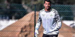 باستثناء التكناوتي.. الجيش الملكي يواجه شبيبة القبائل بصفوف مكتملة