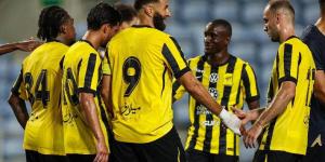 اليوم يُحسم موقف نجم الاتحاد من موقعة الأخدود