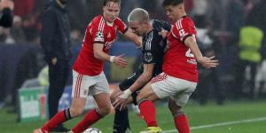 بنفيكا يهزم ريال مدريد ويجبره على خوض ملحق دوري أبطال أوروبا