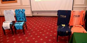 الزمالك بالزي البديل في مواجهة المصري بالكونفدرالية