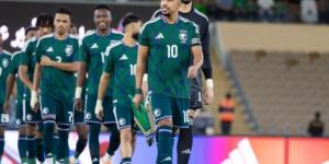 الشوط الأول.. التعادل يخيم على قمة السعودية والأردن