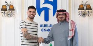 الهلال يجدد عقد روبن نيڤيز حتى 2029