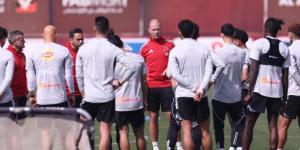 الأهلي يفتح مرانه أمام وسائل الإعلام قبل مواجهة شبيبة القبائل بدوري الأبطال