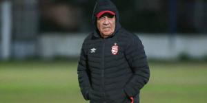 البنزرتي يستبعد الشريفي من تشكيلة الأفريقي لتمسكه بالصيام