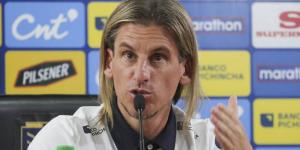 مدرب الإكوادور: "مواجهة المغرب ستتطلب منا أقصى ما لدينا وأجواء المباراة ستكون مشابهة لكأس العالم"