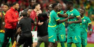 الكاف يعيد فتح ملف نهائي "الكان" من جديد ويطلب دفوعات الجامعة