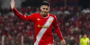 هل افتقد الوداد لخدمات فاكا أمام أولمبيك آسفي؟