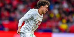 العيناوي: "مباراة الإكوادور كانت معقدة ولدينا الإمكانيات لتقديم أداء أفضل بكثير"