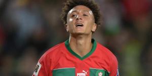 بنصغير يتوجه باعتذاره للشعب المغربي: "تصرفت دون نية حقيقية.. أحب بلدي كثيرا وأتمنى العودة للملعب لأرد لكم هذه الثقة"