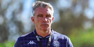 كارتيرون: تأخر الدوليين يصعّب التحضير لمواجهة الفتح والضغط في الوداد يظل جزءا طبيعيا من العمل"