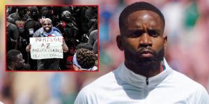 الكونغولي باكامبو يتحدى رفاق كريستيانو رونالدو قبل مونديال 2026: "البرتغال يمكن السيطرة عليها"